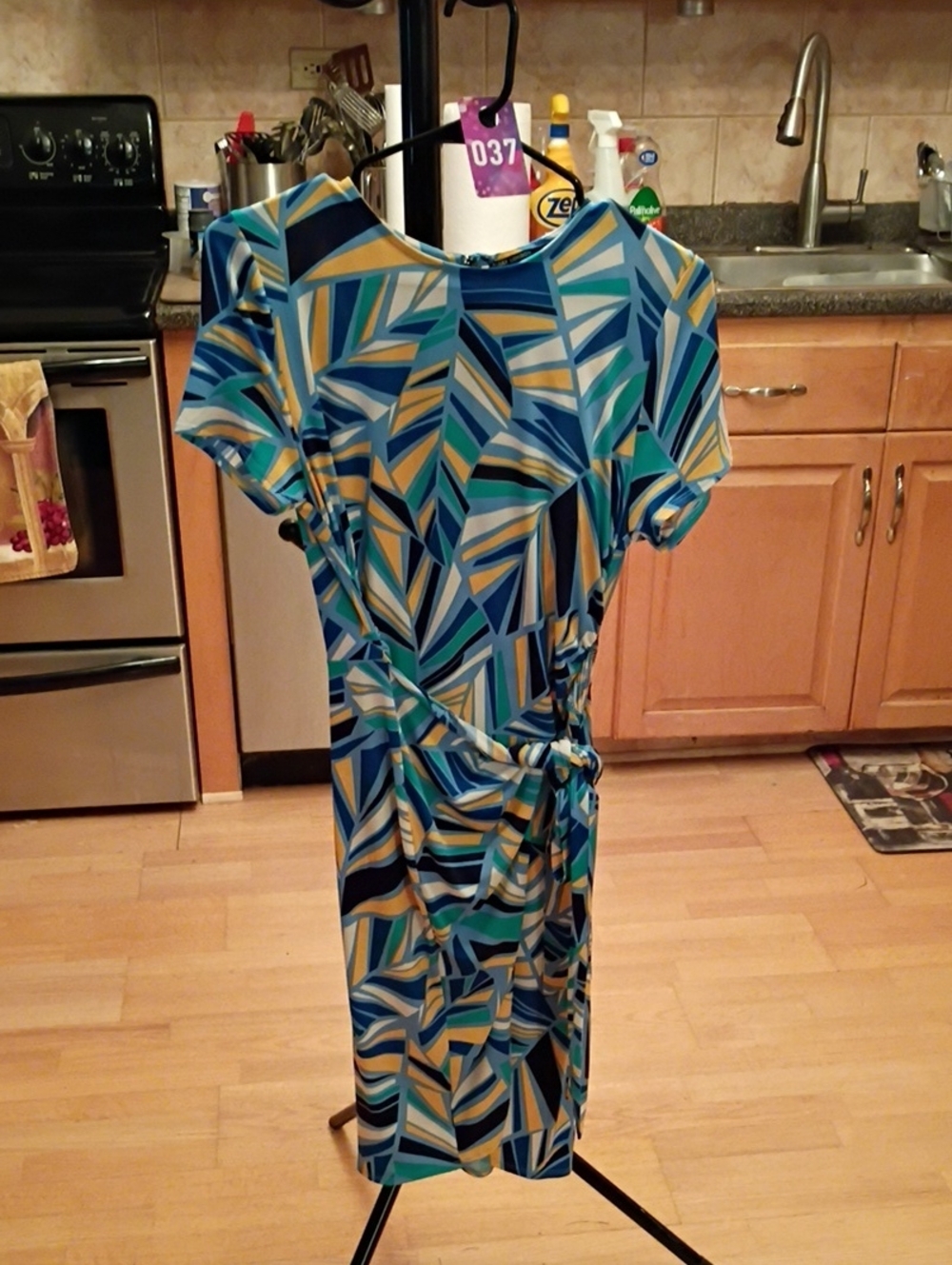 Maggy London Blue, Aqua & Yellow Geometric Tie-Waist Midi Dress
